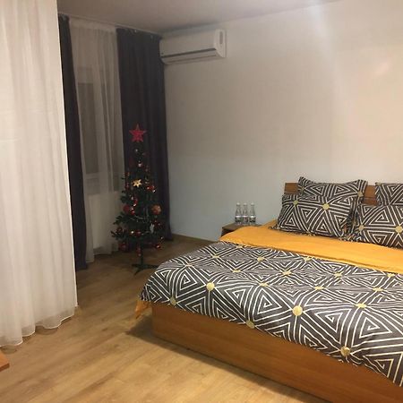 Studio In Craiova Bagian luar foto